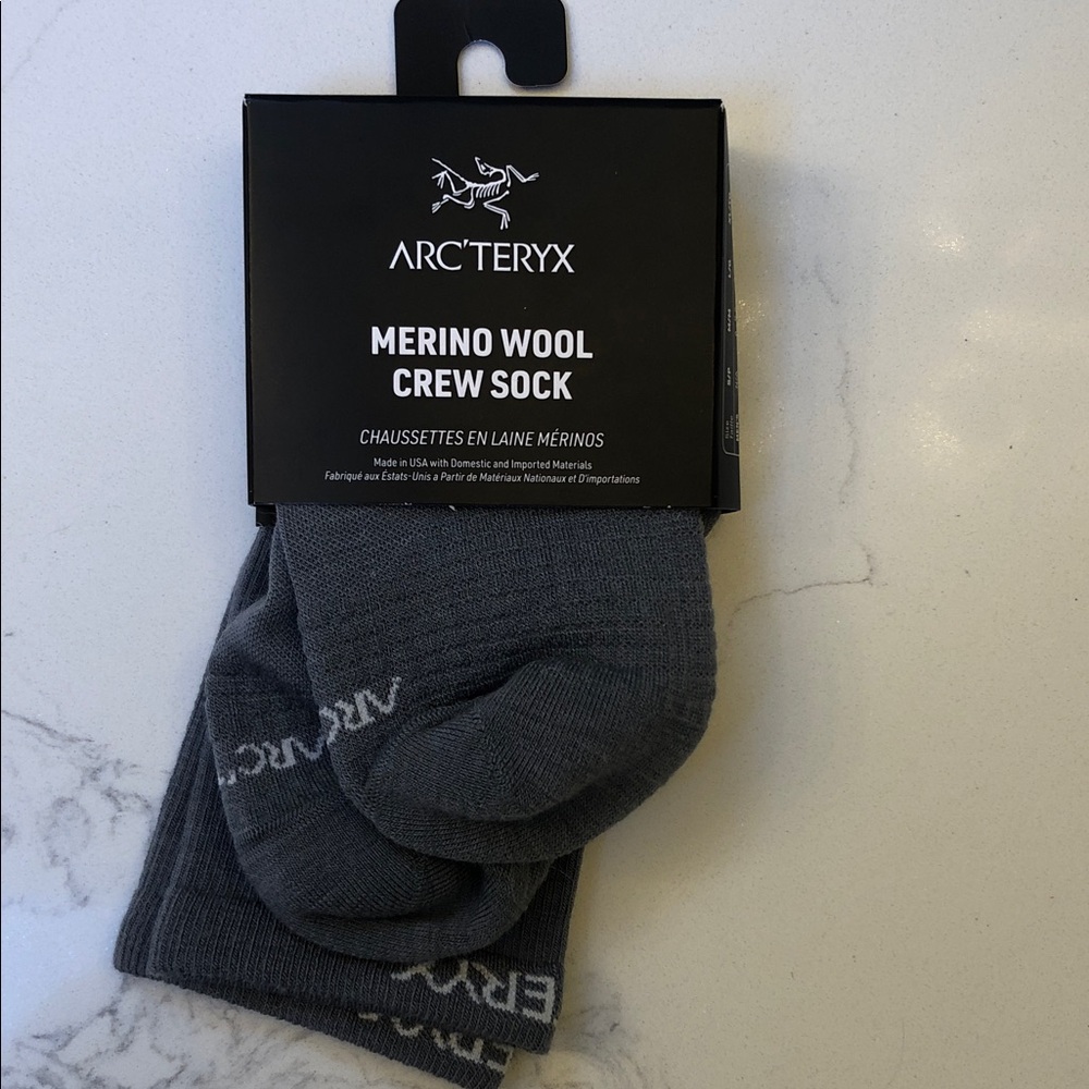 Arc'teryx Charcoal Merino Wool Crew Socks size small